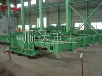 入爐、出(chū)爐、長坯、短(duan)坯推鋼機(jī)